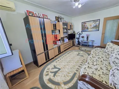 Apartament 2 camere, zona Nicolina - foto 3