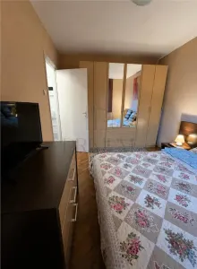 Central, apartament 2 camere, centrala proprie, etaj 2, loc parcare in curte - foto 3