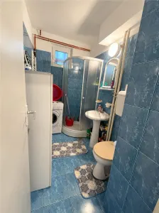Central, apartament 2 camere, centrala proprie, etaj 2, loc parcare in curte - foto 7