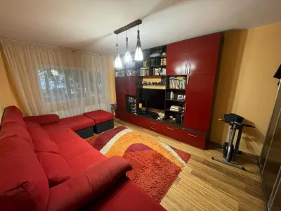 Inchiriere apartament  4  camere zona 9 Mai - foto 6