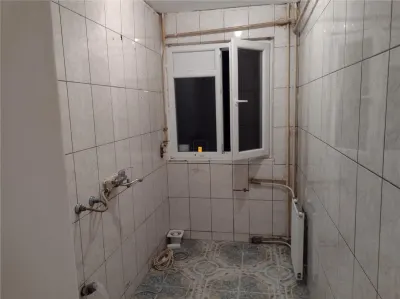 Apartament 2 camere zona Vest - foto 11