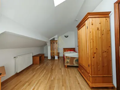 Pensiune P+1+M de vanzare, teren intravilan 2790 mp, com Filipesti - foto 23