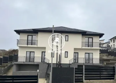 Vila  de vanzare  Valea Lupului, - Iasi