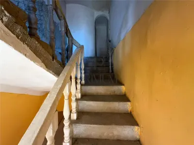 Calea Martirilor, casa cu curte, teren 414 mp - foto 2