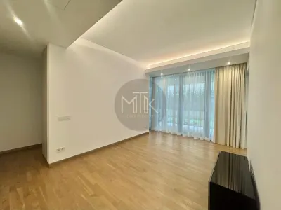 Apartament de lux 4 camere - curte 253 mp | Parcare subterana | Primaverii - foto 20