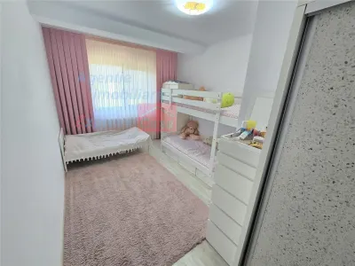 OPORTUNITATE! Proprietate deosebita de vanzare | Casa, 13.200 mp teren, doua iazuri cu peste | Raducaneni, Iasi - foto 14