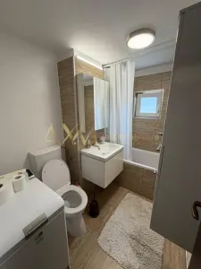 Inchiriere apartament 3 camere - foto 3