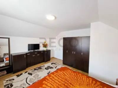 RECO Casa renovata complet la curte comuna in Cantemir - foto 11