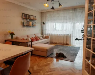 Apartament 3 camere, decomandat - zona Brasovul Vechi - Brasov