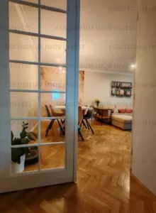 Apartament 3 camere, decomandat - zona Brasovul Vechi - foto 3