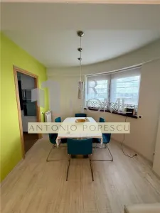 Apartament 3 camere, parcare subterana, Ploiesti, ultracentral. - foto 18