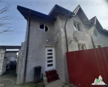 Casa spatioasa cu 8 camere si teren de 801 mp - ideala pentru 2 familii - foto 22