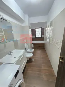 Apartament 3 camere, etaj intermediar, bloc nou, Tatarasi - foto 8