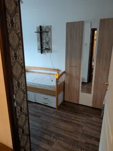 Inchiriere apartament  3 camere zona  Democratiei - foto 4