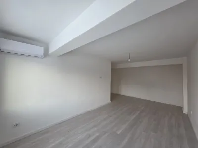 Apartament 2 camere - Pacurari - Str Soarelui - foto 2