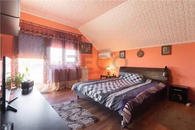 RECO Casa P+M cu 4 camere+living+loc de luat masa in Santion - foto 25
