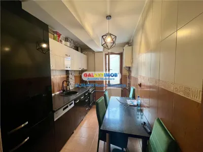 Vanzare apartament 3 camere, Ploiesti, zona ultracentrala - foto 12