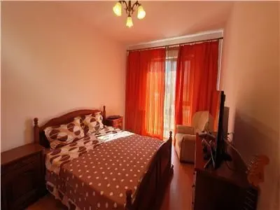Apartament 2 camere decomandat Tractorul Coresi - foto 3