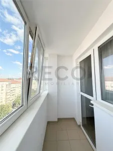 RECO Apartament 3 camere, zona Dacia, balcon, priveliste superba - foto 5