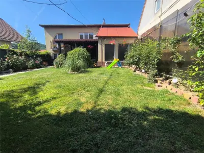 Resita Casa cocheta, P+1,  Zona Muncitoresc, 135 Mp - foto 4