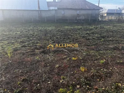 Casa batraneasca  si 1500 mp teren, doua deschideri – Fulga, Prahova - foto 14