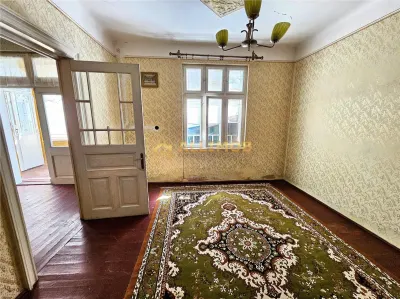 Casă de vânzare în zona Sala Sporturilor – ideală pentru locuit sau investiție - foto 11