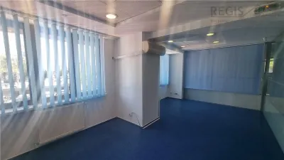 Spatiu comercial versatil in Centrul Civic - foto 16