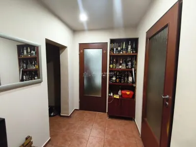 Resita Casa Muncitoresc Zona  Fosta Baie Comunala - foto 13