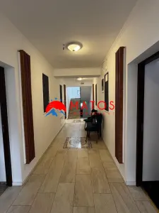 Vila de vanzare in Busteni | 11 camere, piscina si sauna | 620.000 â‚¬ - foto 15