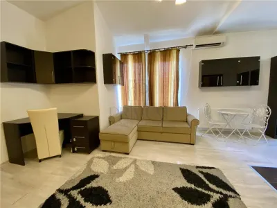Circumvalatiunii, apartament 2 camere, centrala proprie, tavan 3.7 m - Timisoara
