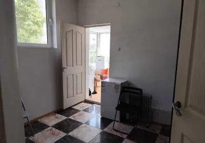 Vanzare apartament 3 camere in vila + 35% cota indiviza din partile comune | Tineretului - Sincai | - foto 7