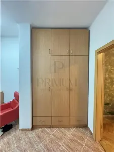 Medicina, apartament 2 camere, centrala proprie, parcare in curte - foto 9
