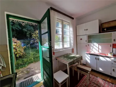 Resita Casa 5 Cam D-P-Etj.1 si Curte - foto 2