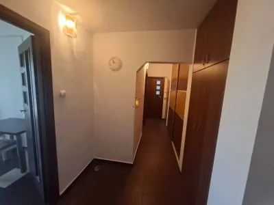 Inchiriere apartament 3 camere zona Mihai Bravu - foto 3