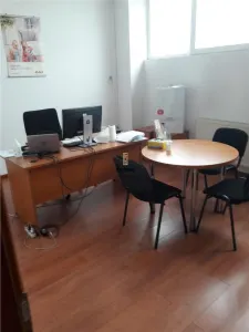 Spatiu Comercial - 450 mp - Piata Cibin - Clinica Medicala - IT - Servicii - foto 4