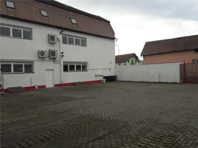 Spatiu Comercial - 450 mp - Piata Cibin - Clinica Medicala - IT - Servicii - foto 7