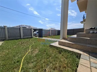 Fara comision - Casa cu 4 camere 2 bai mobilata și utilata zona Miroslava - foto 13