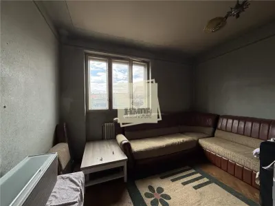 Apartament la casa 150 mpu cu 4 camere curte 150mp Piata Cibin - foto 11