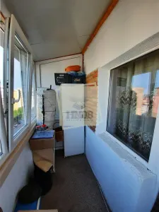 Apartament cu 4 camere 2 bai balcon si pivnita de vanzare pe Mihai Viteazu din Sibiu - foto 12