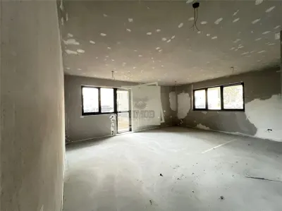 Spatiu comercial intabulat cu vitrina 60 mpu cu 2 camere in zona Rahovei - foto 8