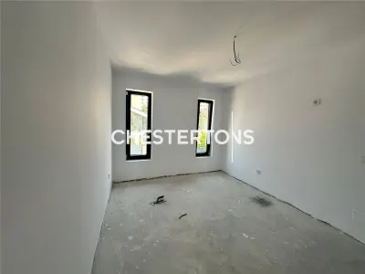 Vila moderna, 4 camere + curte ,zona linistita, oportunitate unica - foto 5