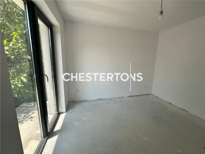 Vila moderna, 4 camere + curte ,zona linistita, oportunitate unica - foto 8