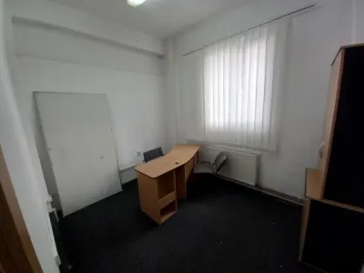 Spatiu de birouri 160  mp in Ploiesti, zona Sud. - foto 6