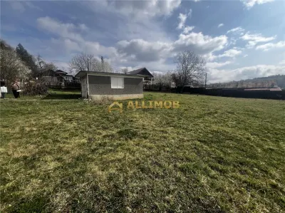 Teren 1630 mp intravilan in Baicoi, zona Dambu. - foto 3