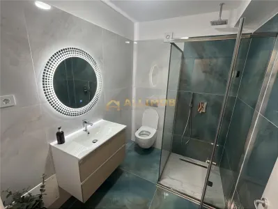 Apartament cu vedere la mare, etaj 8 – White Titanic, Mamaia Nord, mobilat complet - foto 12