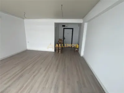 Studio dublu cu vedere la mare, etaj 8 – White Titanic, Mamaia Nord, mobilat complet - foto 5
