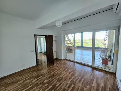 Apartament de inchiriat in Otopeni, zona Fermei. - foto 2