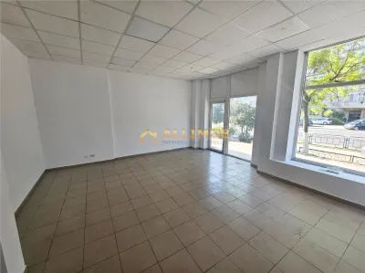 Spatiu comercial de inchiriat – Ploiesti, Strada Cantacuzino | Vitrina 10 ml | Trafic intens | Ideal business premium - foto 8