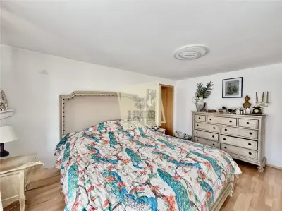 Casa moderna 6 camere 2 bai terasa garaj 654 mp teren Selimbar - foto 3
