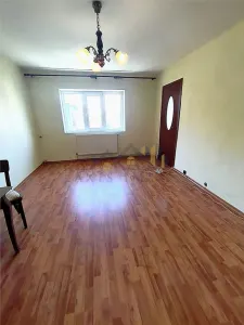Apartament 3 camere conf 1 decomandat zona Centru - Buzau